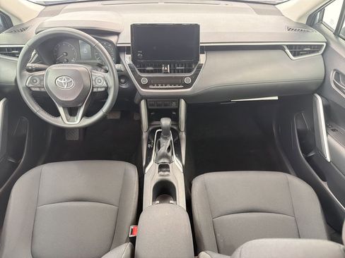 Used 2024 Toyota Corolla Cross LE AWD/4WD image 15
