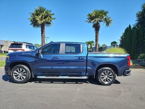 Used 2019 Chevrolet Silverado 1500 RST w/ All-Star Edition AWD/4WD image 2