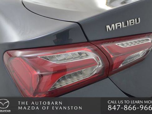 Used 2019 Chevrolet Malibu LT FWD image 34