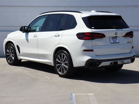 Used 2025 BMW X5 M60i image 8
