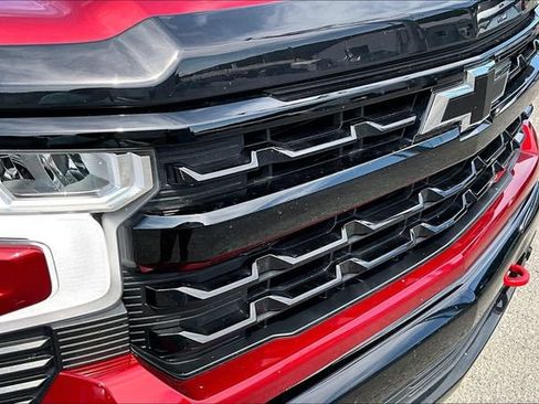 Used 2023 Chevrolet Silverado 1500 LT Trail Boss AWD/4WD image 28
