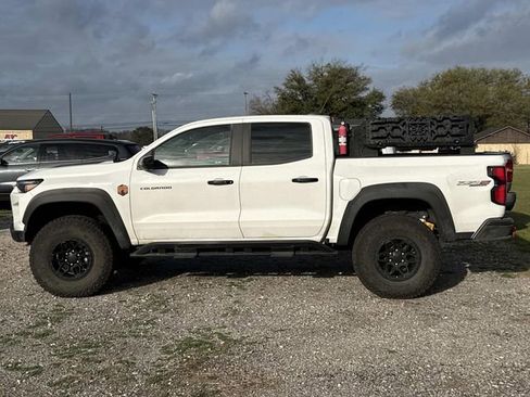 Used 2024 Chevrolet Colorado ZR2 w/ ZR2 Bison Edition image 4