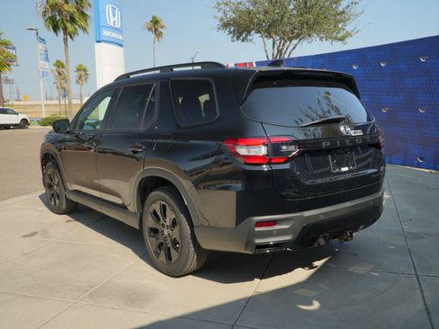 New 2026 Honda Pilot Black Edition image 9