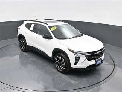 Certified 2025 Chevrolet Trax RS w/ Sunroof Package