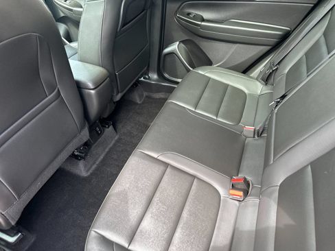Used 2023 Chevrolet TrailBlazer ACTIV w/ Sun and Liftgate Package FWD image 14