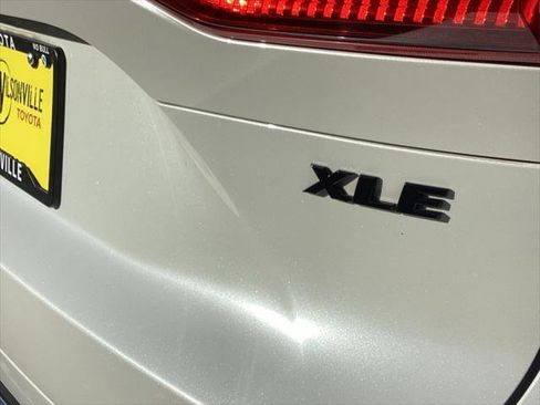 Certified 2024 Toyota Venza Nightshade image 18