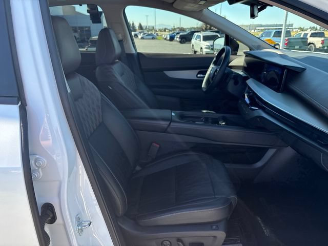 Used 2025 Nissan Murano Platinum w/ Cargo Package AWD/4WD image 23
