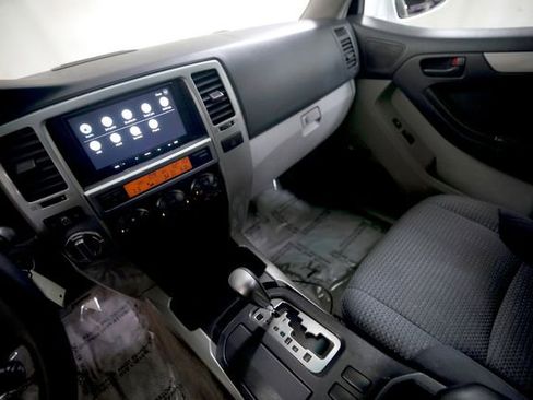 Used 2005 Toyota 4Runner Sport image 8