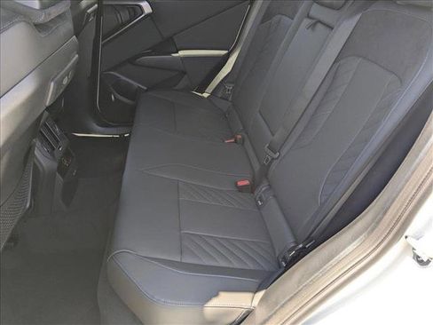 Used 2025 BMW X3 xDrive30i w/ Premium Package image 15