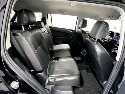 Used 2022 Volkswagen Tiguan SE image 20