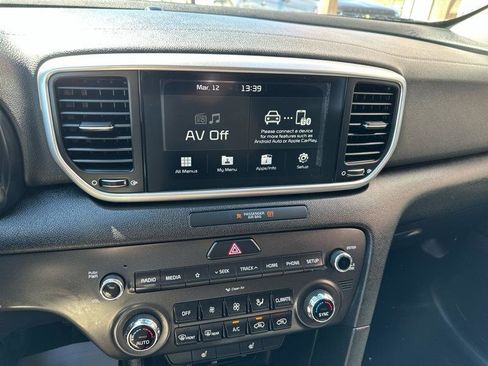 Used 2021 Kia Sportage LX w/ LX AWD Popular Package image 17