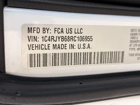 Used 2024 Jeep Grand Cherokee Limited 4xe w/ Trailer Tow Package AWD/4WD image 26