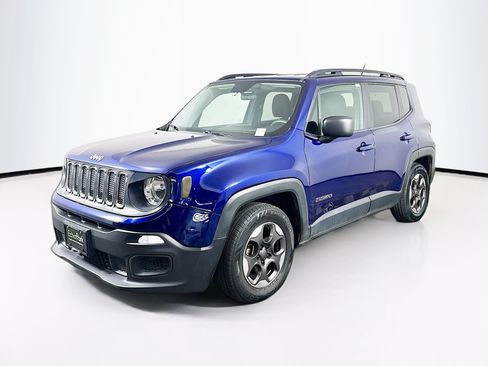 Used 2017 Jeep Renegade Sport w/ Power & Air Group FWD image 3