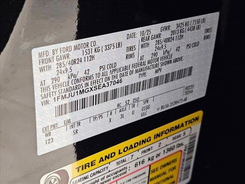 New 2025 Ford Expedition Platinum w/ Platinum Ultimate Package image 17