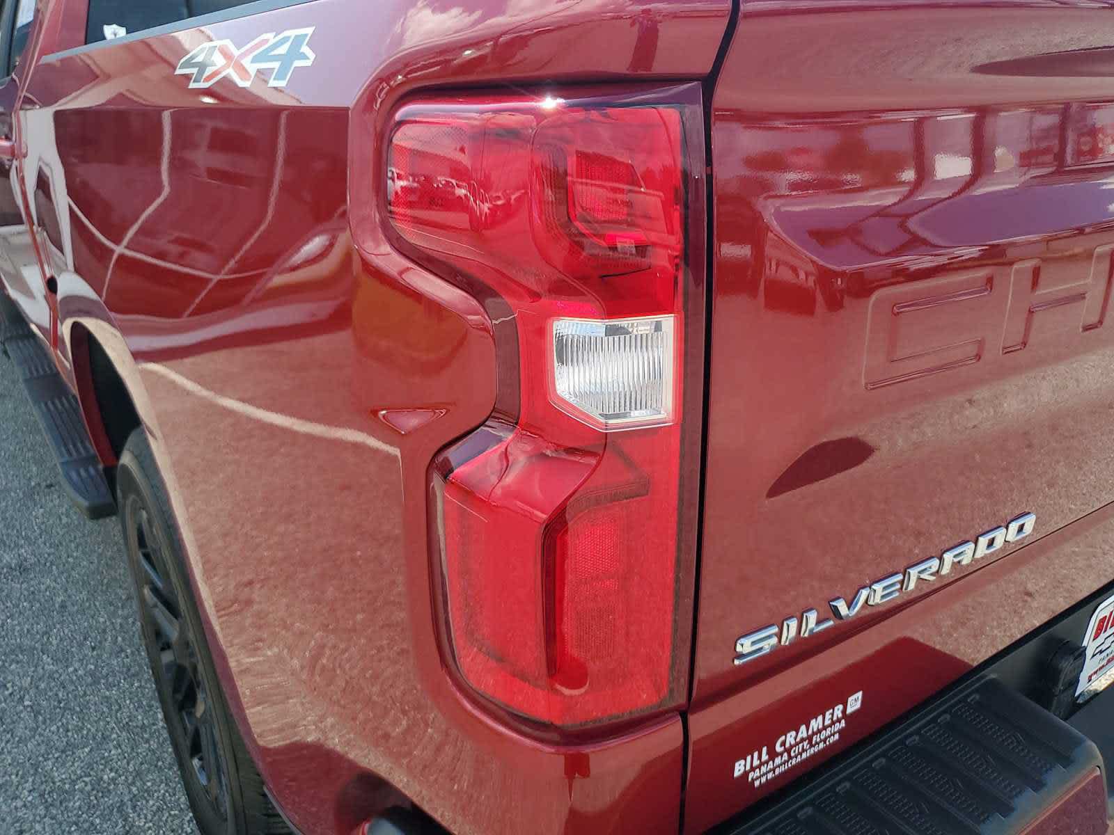 Used 2025 Chevrolet Silverado 1500 RST w/ LPO, Liner Protection Package AWD/4WD image 5
