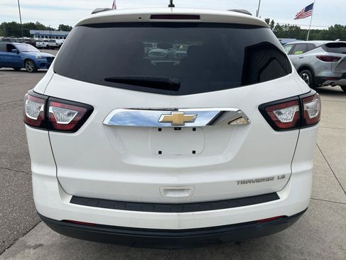 Used 2013 Chevrolet Traverse LS FWD image 6