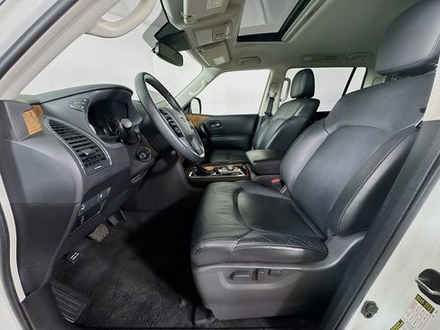 Used 2022 Nissan Armada SL image 22