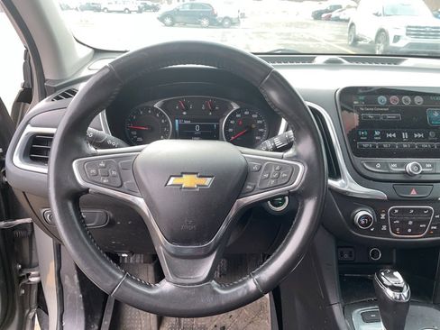 Used 2018 Chevrolet Equinox LT w/ Sun & Infotainment Package image 9