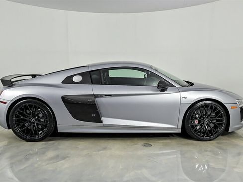 Used 2018 Audi R8 V10 plus AWD/4WD image 10