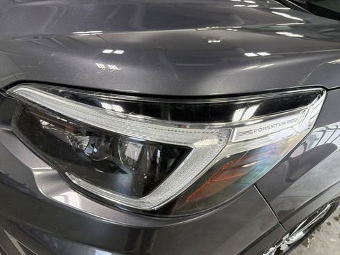 Certified 2021 Subaru Forester Limited AWD/4WD image 10