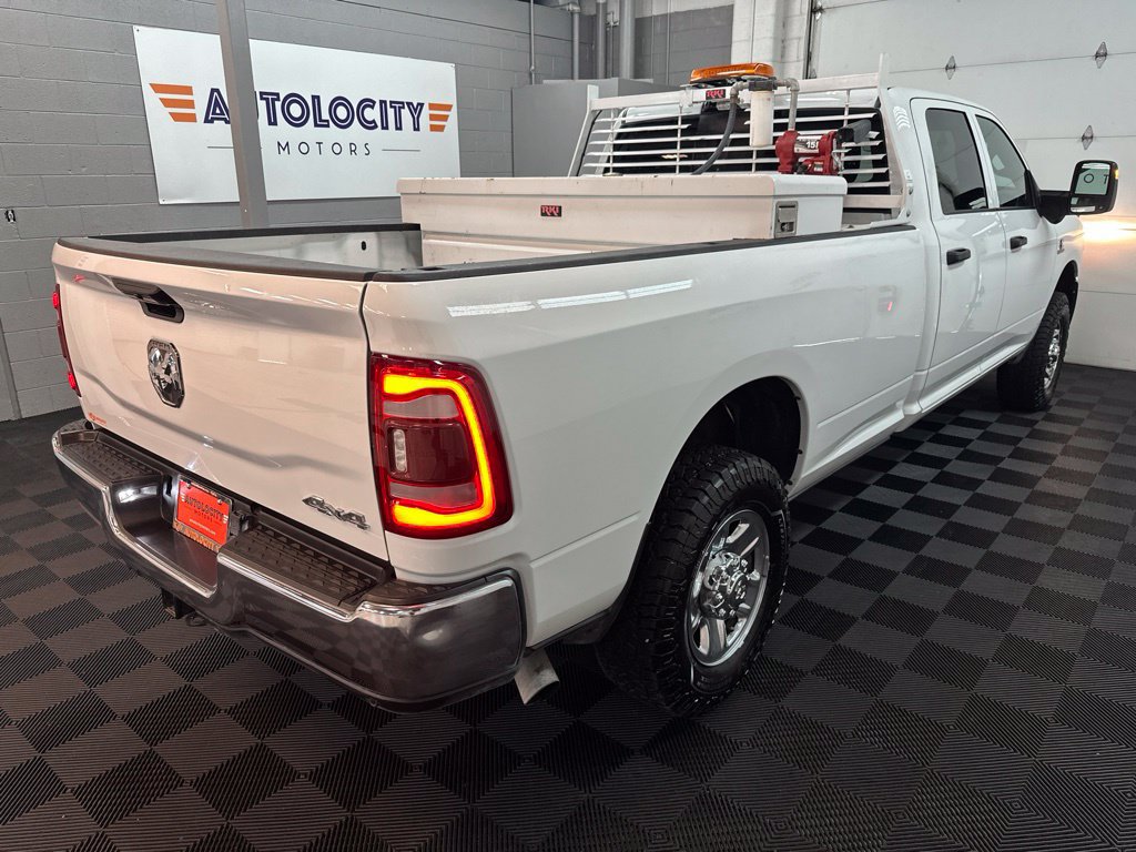 Used 2024 RAM 3500 Tradesman w/ Towing Technology Group AWD/4WD image 9