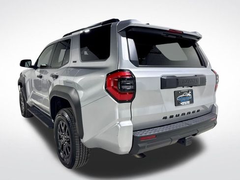 Used 2025 Toyota 4Runner SR5 image 7