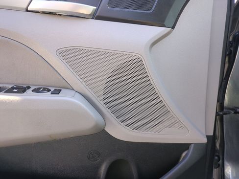 Used 2020 Hyundai Elantra SEL image 16