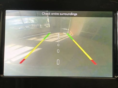 Used 2018 Jeep Compass Latitude w/ Popular Equipment Group AWD/4WD image 20