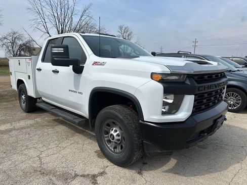 Used 2020 Chevrolet Silverado 2500 W/T w/ WT Convenience Package image 2