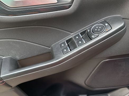 Used 2024 Ford Escape ST-Line image 25