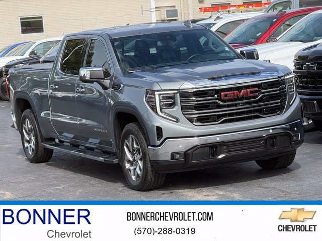 Used 2024 GMC Sierra 1500 SLT w/ SLT Premium Package AWD/4WD image 1
