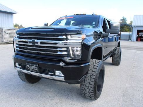 Used 2020 Chevrolet Silverado 3500 High Country w/ Z71 Off-Road Package image 3