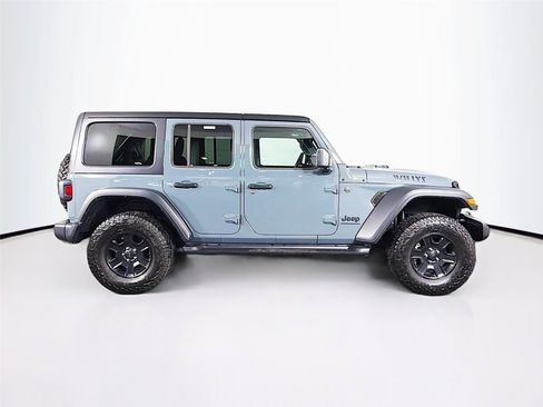 Used 2024 Jeep Wrangler Unlimited Sport AWD/4WD image 12