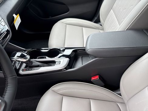 New 2026 Buick Envista Avenir FWD image 28