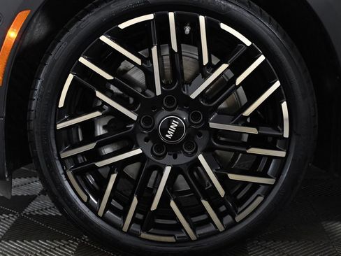 Used 2025 MINI Cooper S FWD image 32