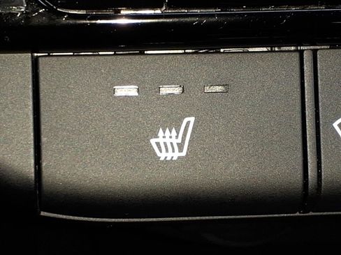 Used 2025 Hyundai Elantra SEL image 5