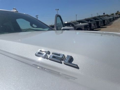 Used 2021 Chevrolet Silverado 1500 High Country w/ Technology Package image 21