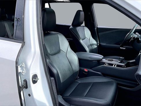 Used 2024 Lexus TX 350 FWD image 7