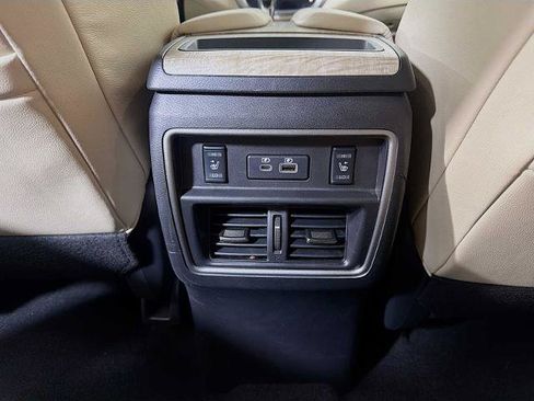 Certified 2023 Nissan Murano SL w/ SL Moonroof Package AWD/4WD image 24
