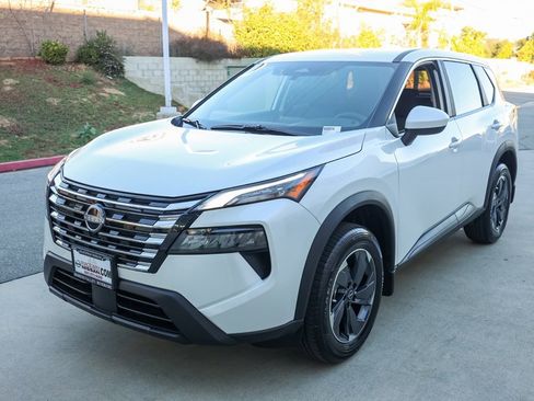 New 2026 Nissan Rogue SV image 8