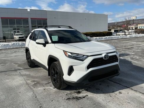 Used 2024 Toyota RAV4 LE image 3