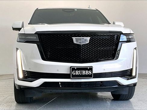 Used 2022 Cadillac Escalade Sport w/ Touring Package image 6