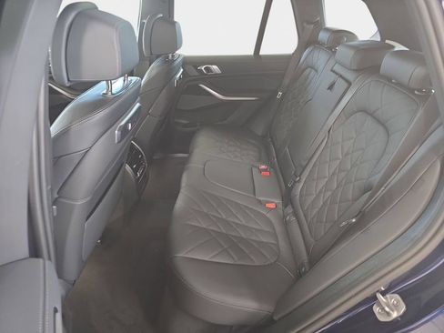 Used 2026 BMW X5 sDrive40i w/ M Sport Package RWD image 8