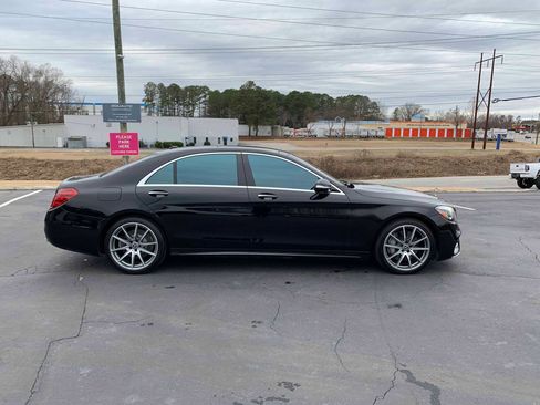 Used 2020 Mercedes-Benz S 560 Sedan image 12