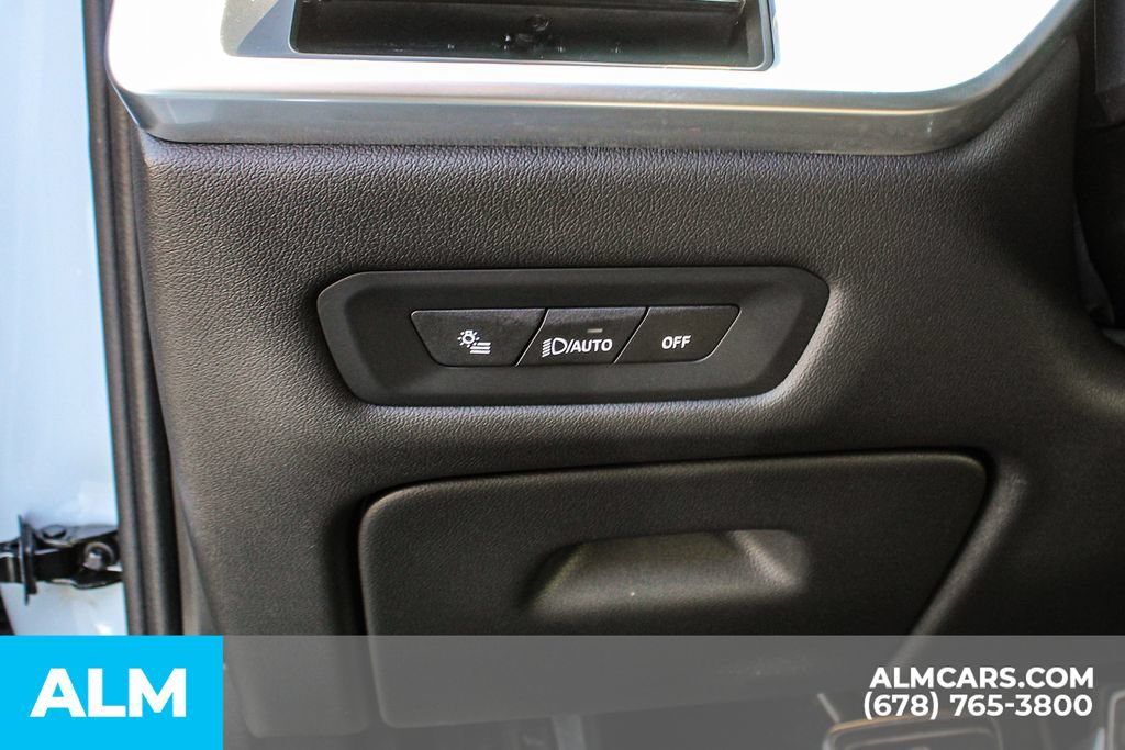 Used 2024 BMW X6 xDrive40i AWD/4WD image 32