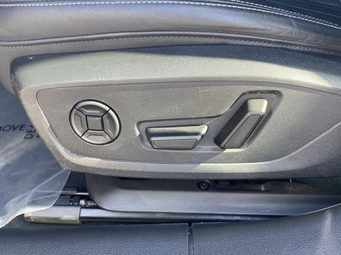 Used 2024 Audi A6 Premium Plus image 16