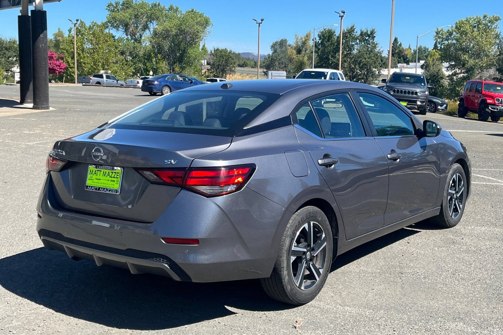 Used 2024 Nissan Sentra SV FWD image 11