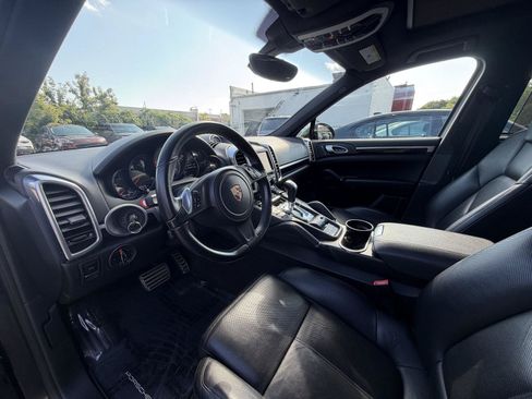 Used 2014 Porsche Cayenne S AWD/4WD image 11