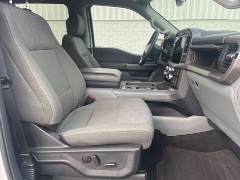 Used 2025 Ford F150 XLT w/ Equipment Group 302A MID AWD/4WD image 15