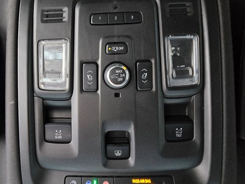 Used 2022 Cadillac Escalade Premium Luxury w/ Performance Package AWD/4WD image 37
